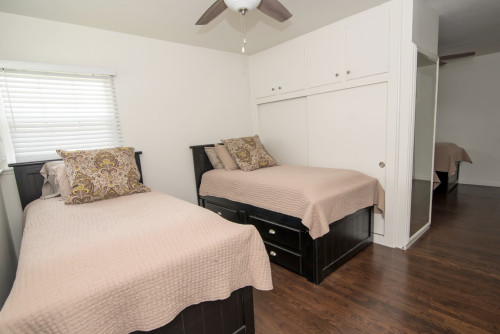 Residential Premium Image