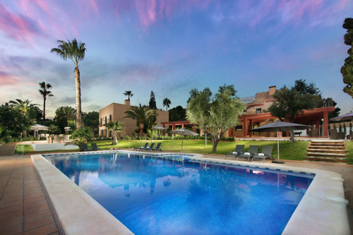 Residential Premium Main Image