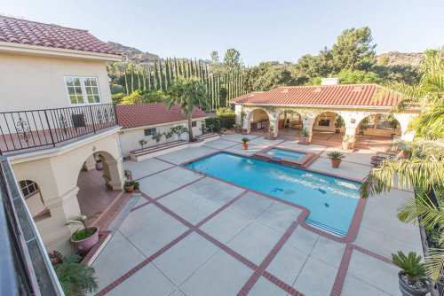 Residential Premium Image