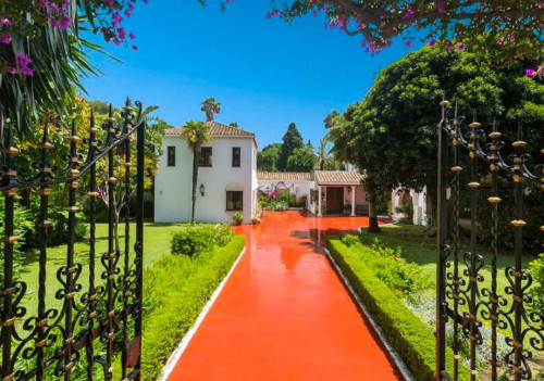 Residential Premium Main Image