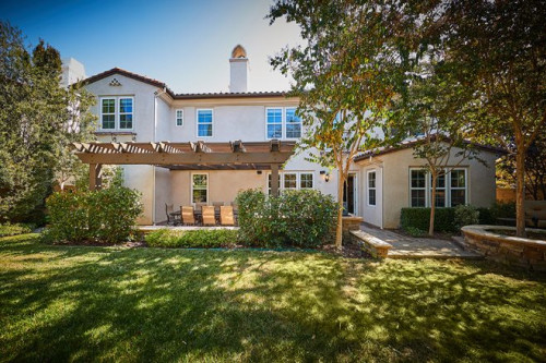 Residential Premium Image