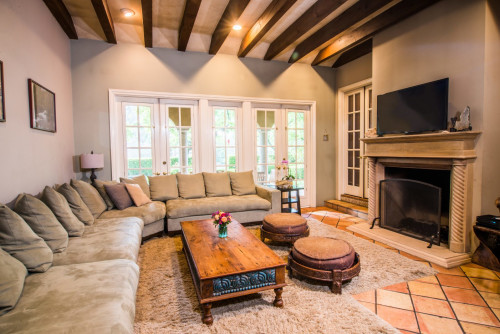 Residential Premium Image