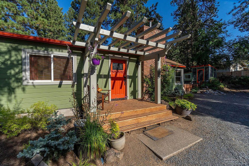 Residential Premium Main Image