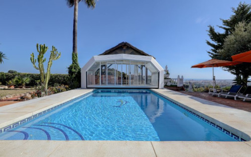 Residential Premium Image