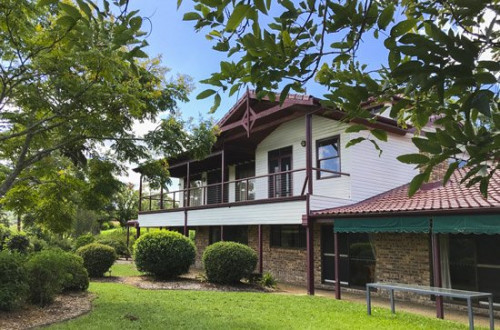 Residential Premium Image