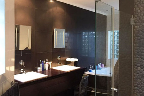 Residential Premium Image