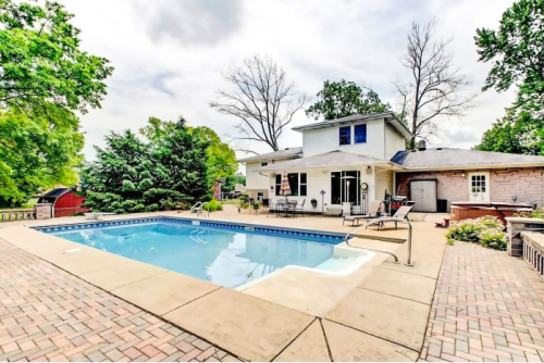 Residential Premium Image