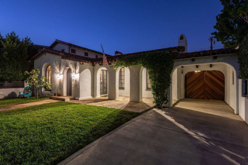 Residential Premium Main Image