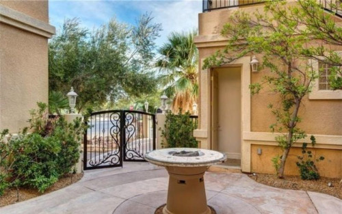 Residential Premium Image