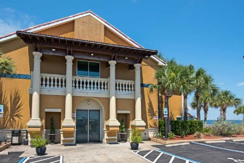 Residential Premium Main Image