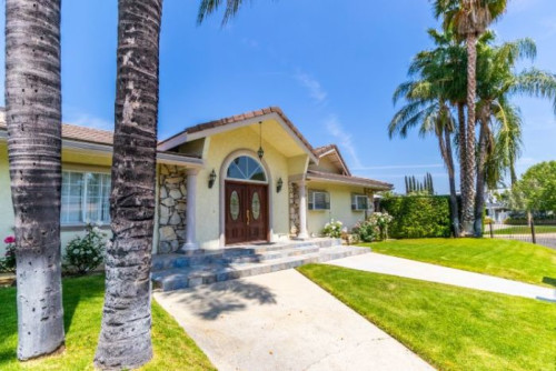Residential Premium Image
