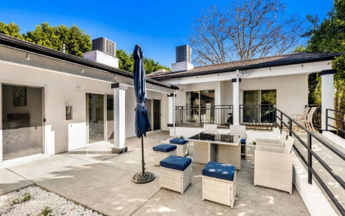 Residential Premium Image