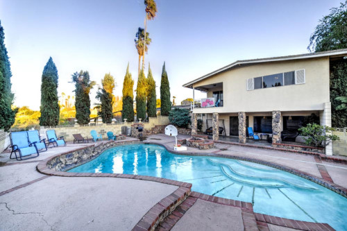 Residential Premium Image