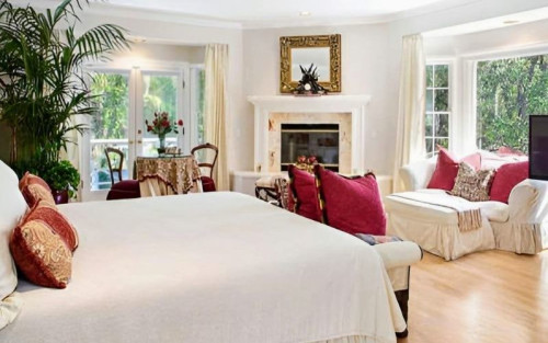 Residential Premium Image