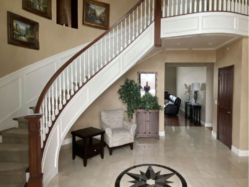 Residential Premium Image