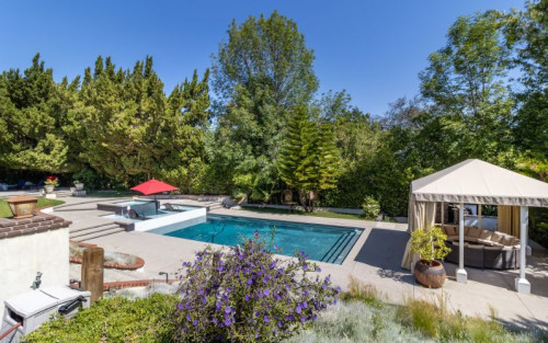 Residential Premium Main Image