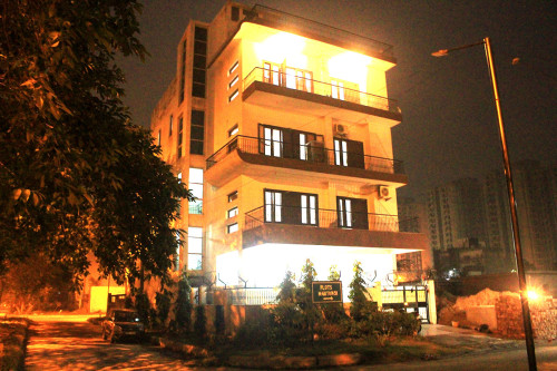 Residential Premium Main Image