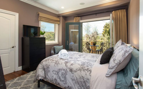 Residential Premium Image