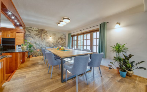 Residential Premium Image
