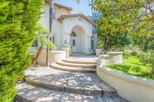 Residential Premium Main Image