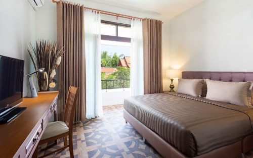 Residential Premium Image