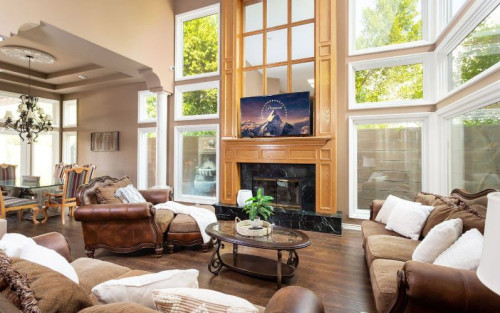 Residential Premium Image