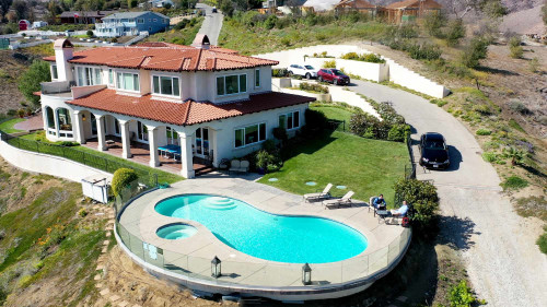 Residential Premium Image