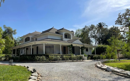 Residential Premium Main Image