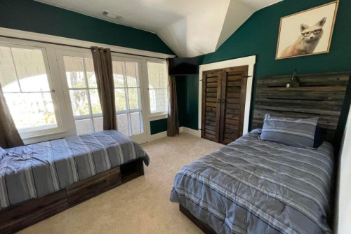 Residential Premium Image