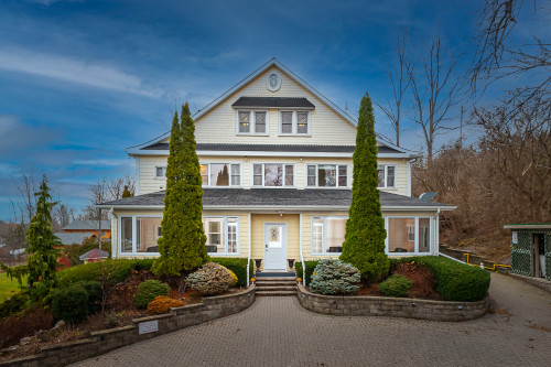 Residential Premium Main Image