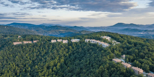 Residential Premium Main Image