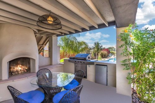 Residential Premium Image