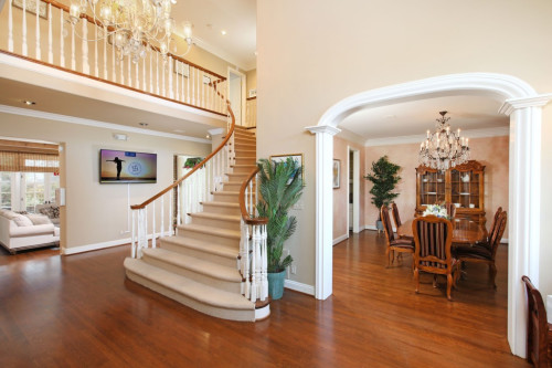 Residential Premium Image