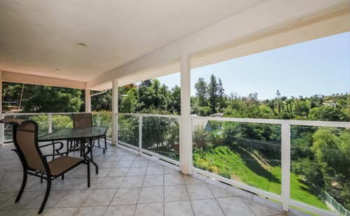 Residential Premium Image