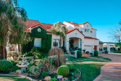 Residential Premium Image