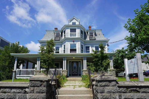Residential Premium Main Image