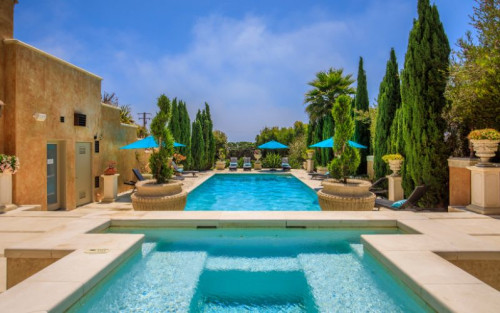 Residential Premium Image
