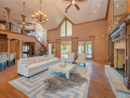 Residential Premium Image
