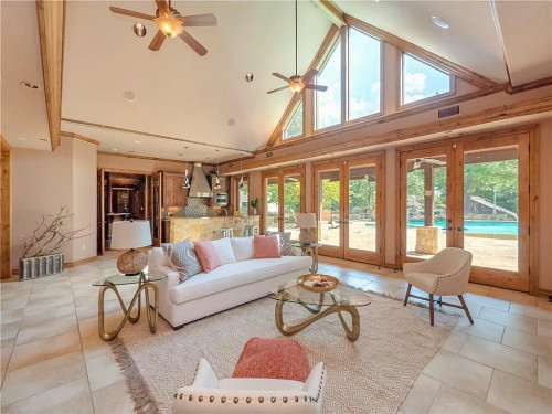 Residential Premium Image