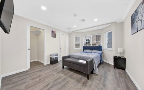 Residential Premium Image