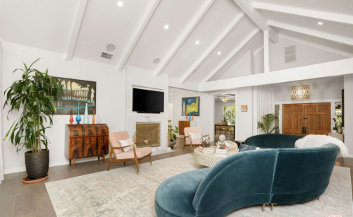 Residential Premium Image