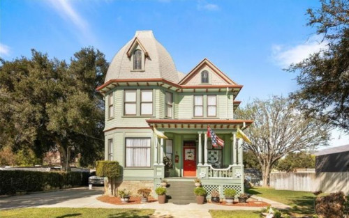 Residential Premium Main Image