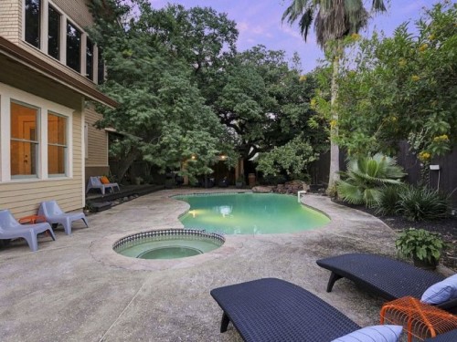Residential Premium Image