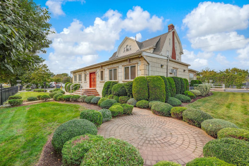 Residential Premium Main Image