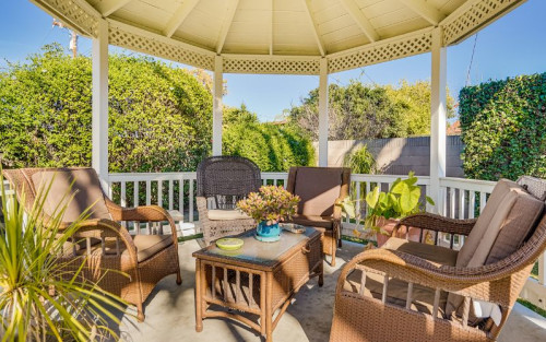 Residential Premium Image