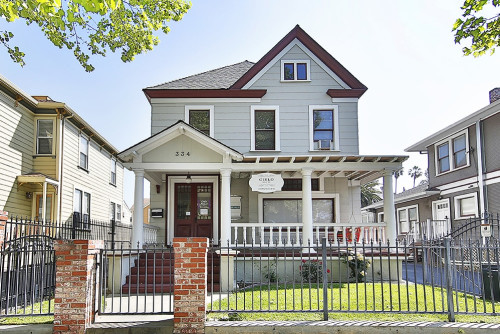 Residential Premium Main Image