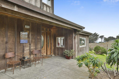 Residential Premium Image