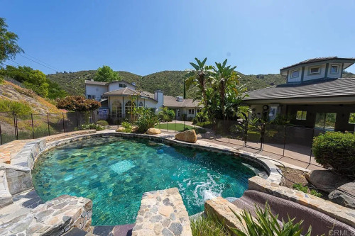 Residential Premium Image