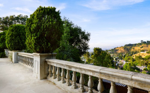 Residential Premium Image