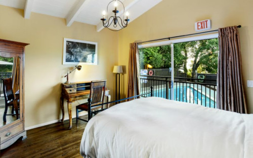 Residential Premium Image